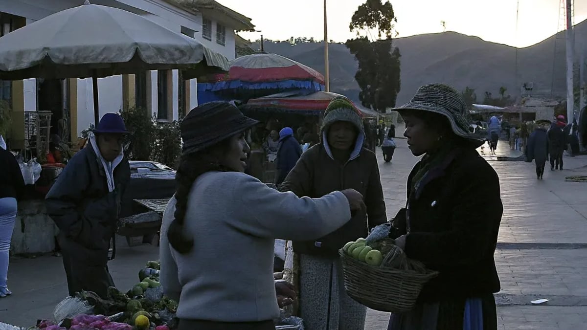 Supporting Local Economies as a Slow Traveler